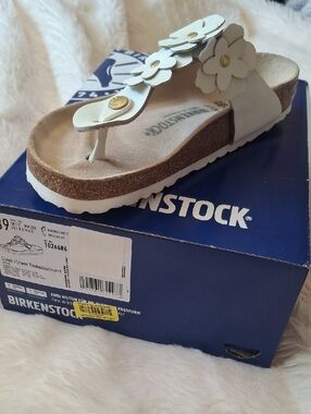 Birkenstock White Floral Gizeh Sandal with Gold Accents